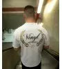 Vinyl μπλούζα long line με τύπωμα λευκή cotton regular fit ανδρική
